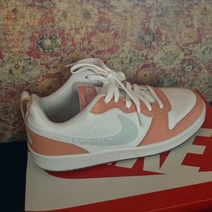 Brand New Court Borough 7Y /8.5 W
